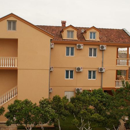Apartments Dalila Ulcinj Luaran gambar