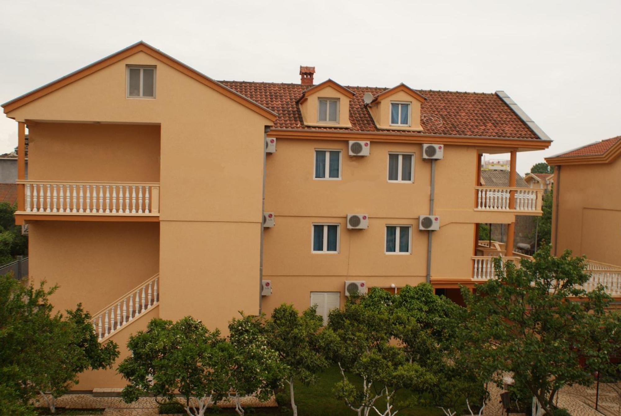 Apartments Dalila Ulcinj Luaran gambar
