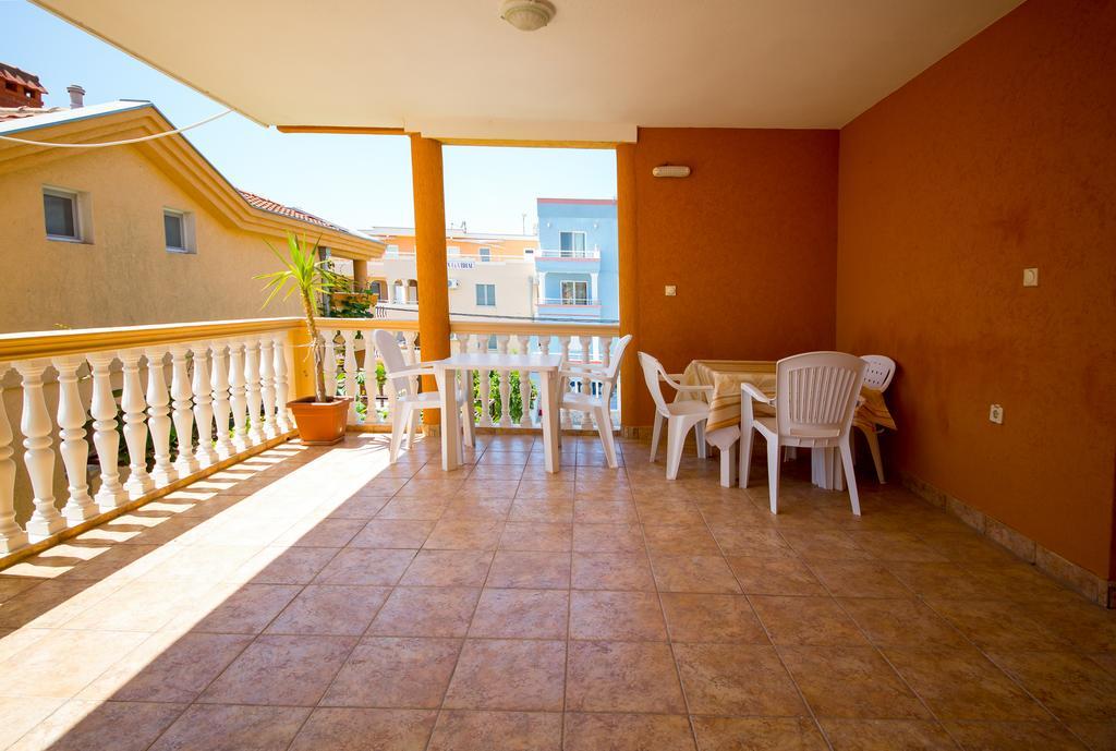 Apartments Dalila Ulcinj Luaran gambar