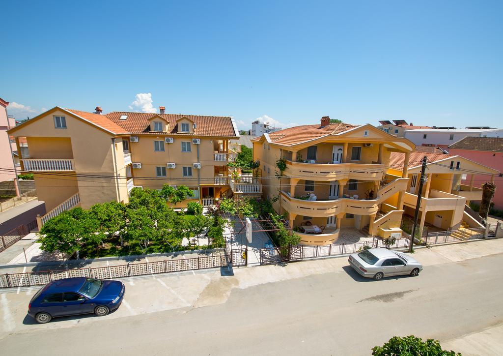 Apartments Dalila Ulcinj Luaran gambar