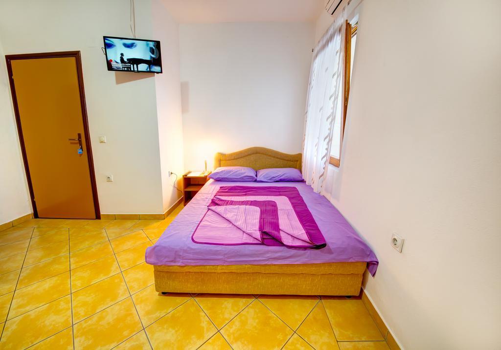 Apartments Dalila Ulcinj Luaran gambar