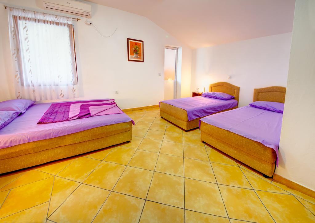 Apartments Dalila Ulcinj Luaran gambar