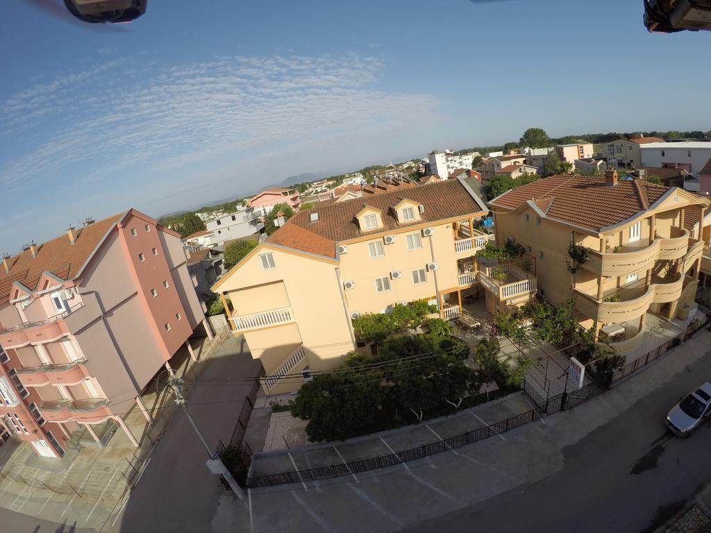 Apartments Dalila Ulcinj Luaran gambar