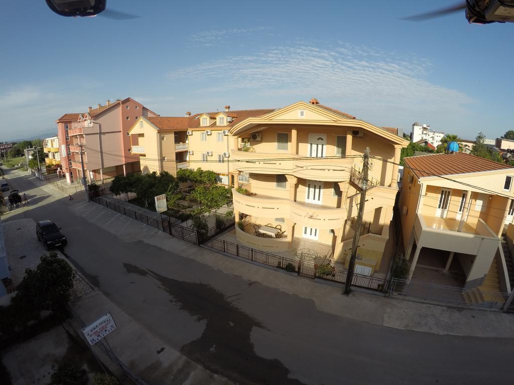 Apartments Dalila Ulcinj Luaran gambar