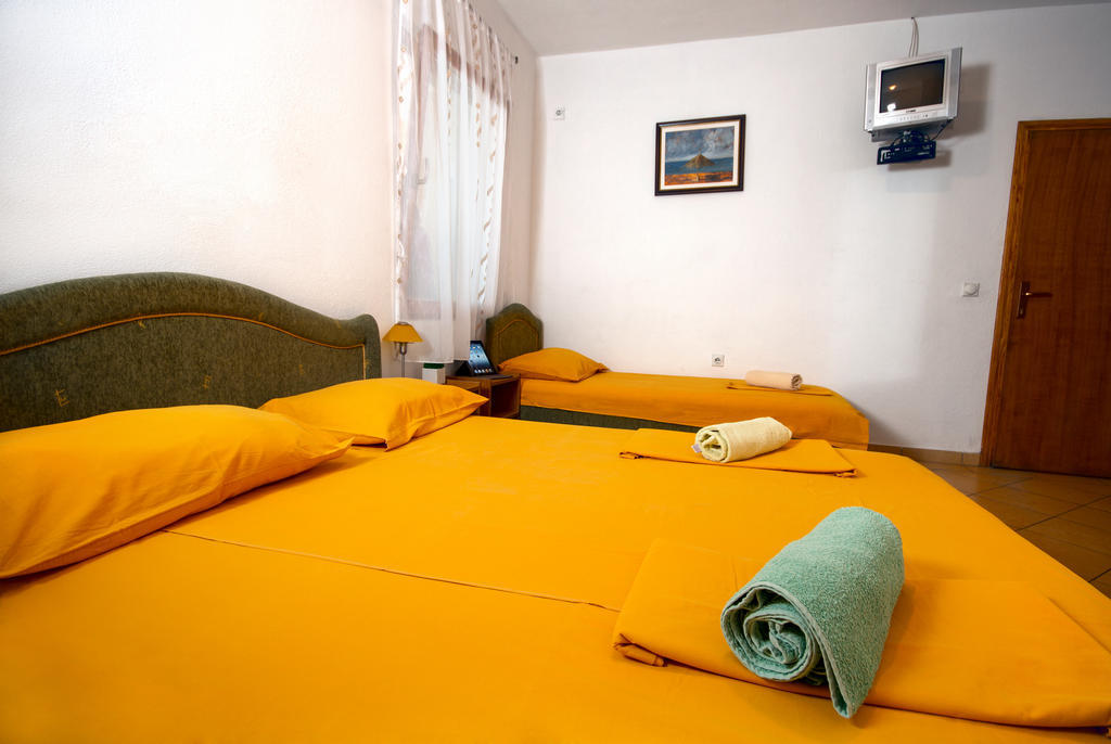 Apartments Dalila Ulcinj Luaran gambar