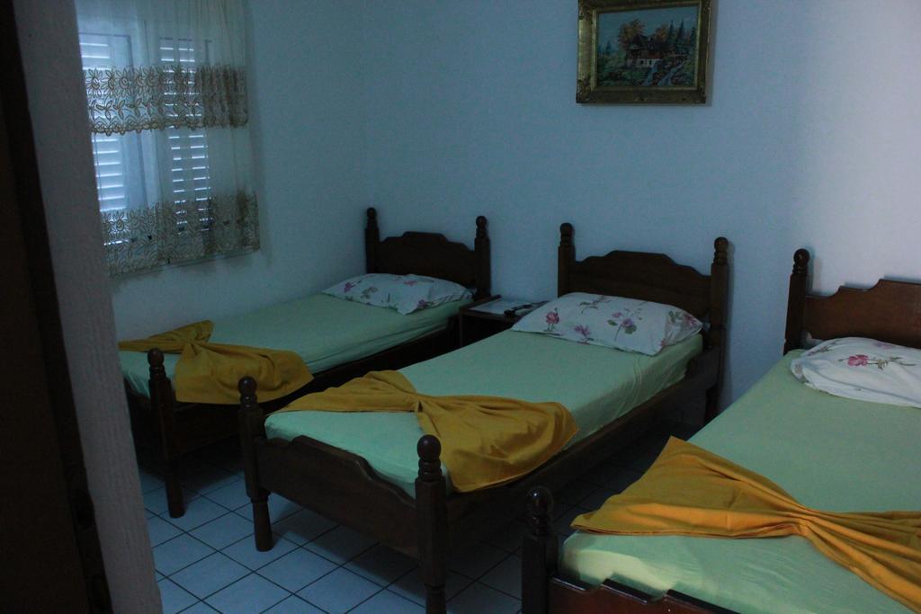 Apartments Dalila Ulcinj Luaran gambar