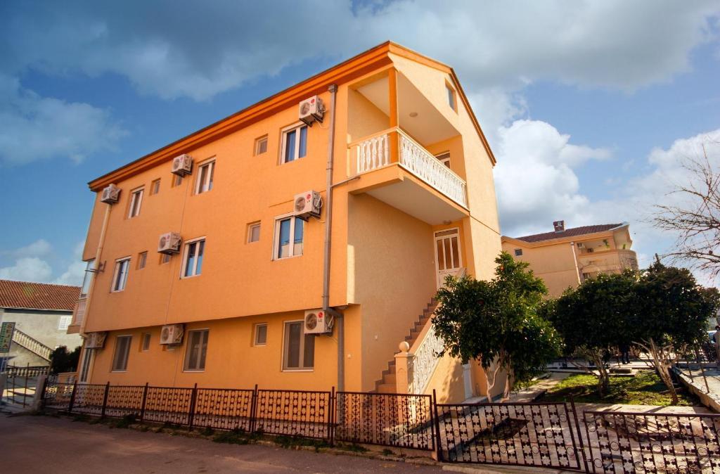 Apartments Dalila Ulcinj Luaran gambar